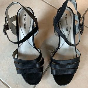 Naturalizer leather heel black 7